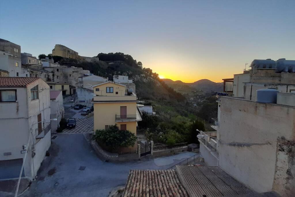 Apartamento La Domus Di Segesta Calatafimi Exterior foto